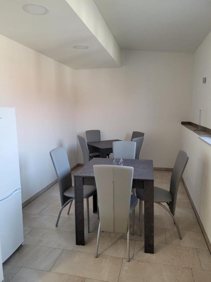 Ferienwohnung Stoisser Mureck Bagian luar foto