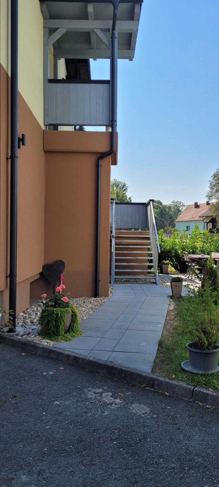Ferienwohnung Stoisser Mureck Ruang foto